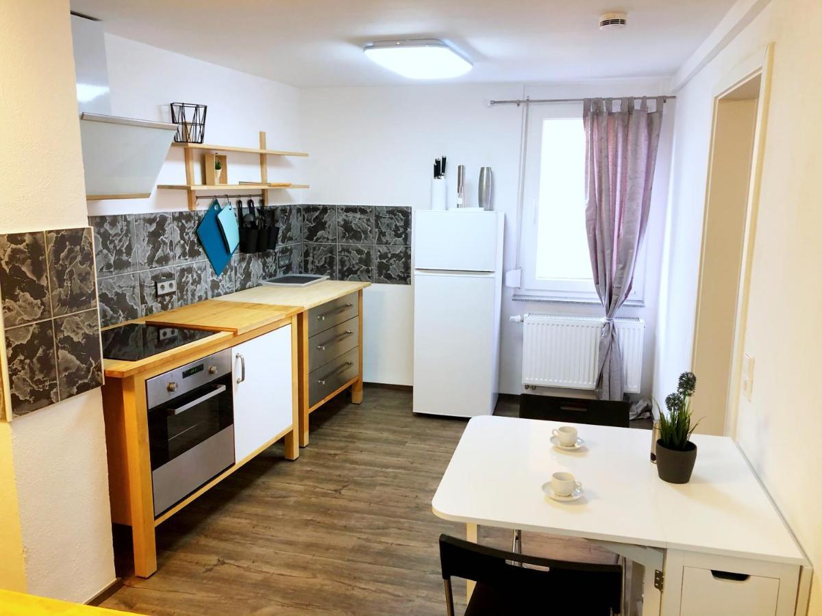 Lisas Gaestehaus Neckartenzlingen Εξωτερικό φωτογραφία