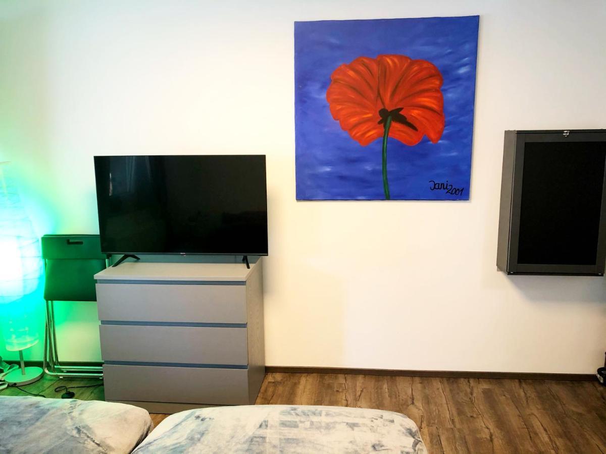 Lisas Gaestehaus Neckartenzlingen Εξωτερικό φωτογραφία